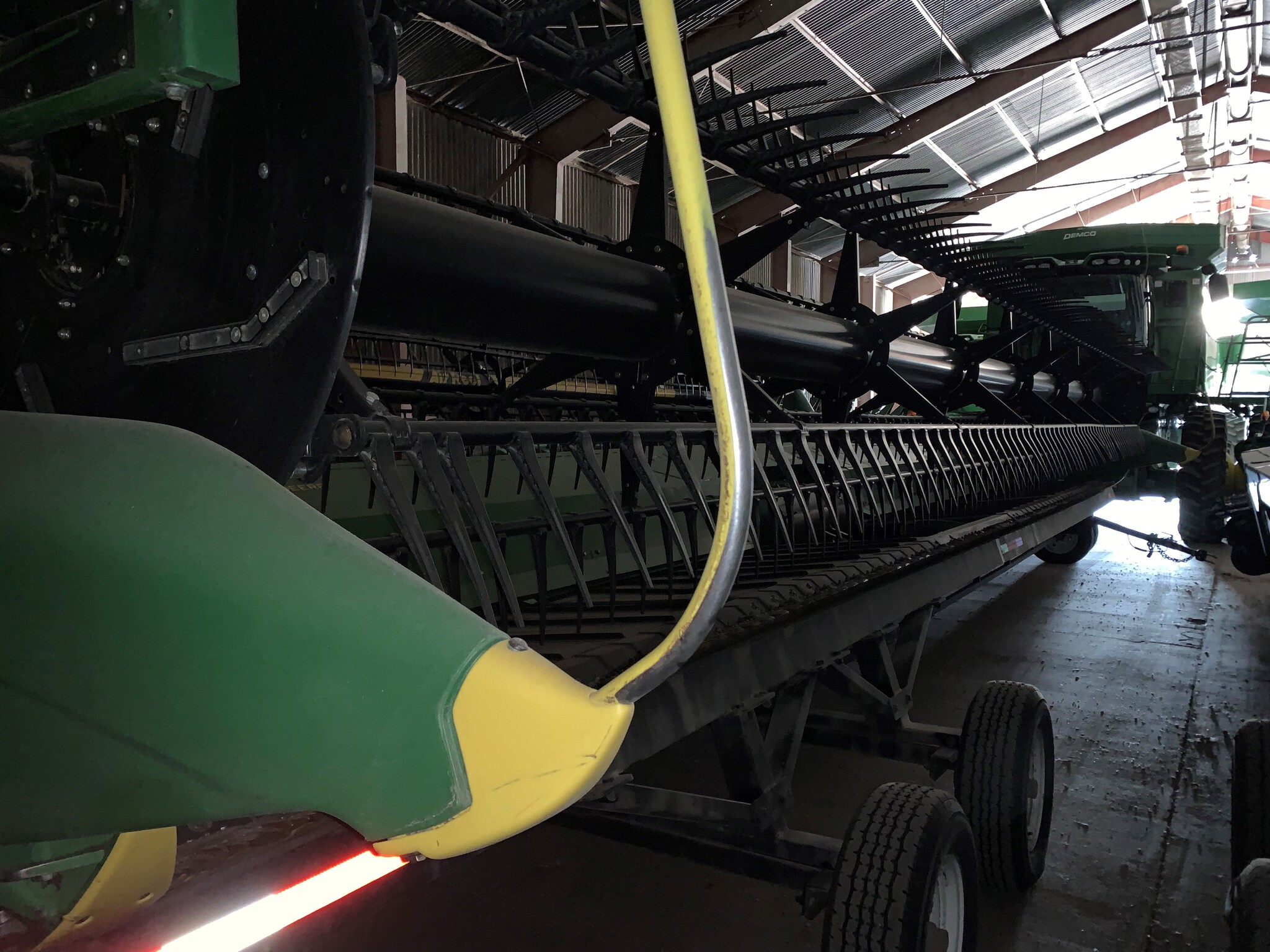 2019 John Deere 735FD Image 2