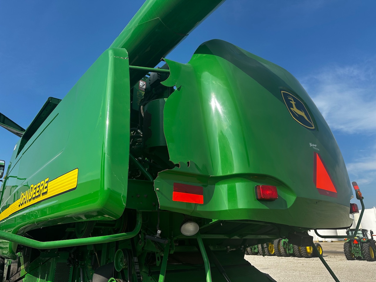 2007 John Deere 9760 STS at Heritage Tractor in Roanoke, IL