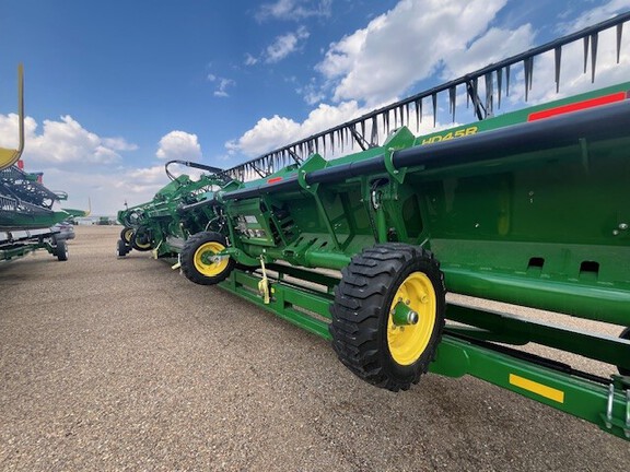 Used 2024 John Deere HD45R Combine Platforms at Horizon Ag & Turf in Lloydminster, AB - Photo12
