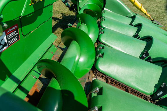 Used 2008 John Deere 606C Corn and Row Crop headers at Koenig Equipment in Anna, OH - Photo14