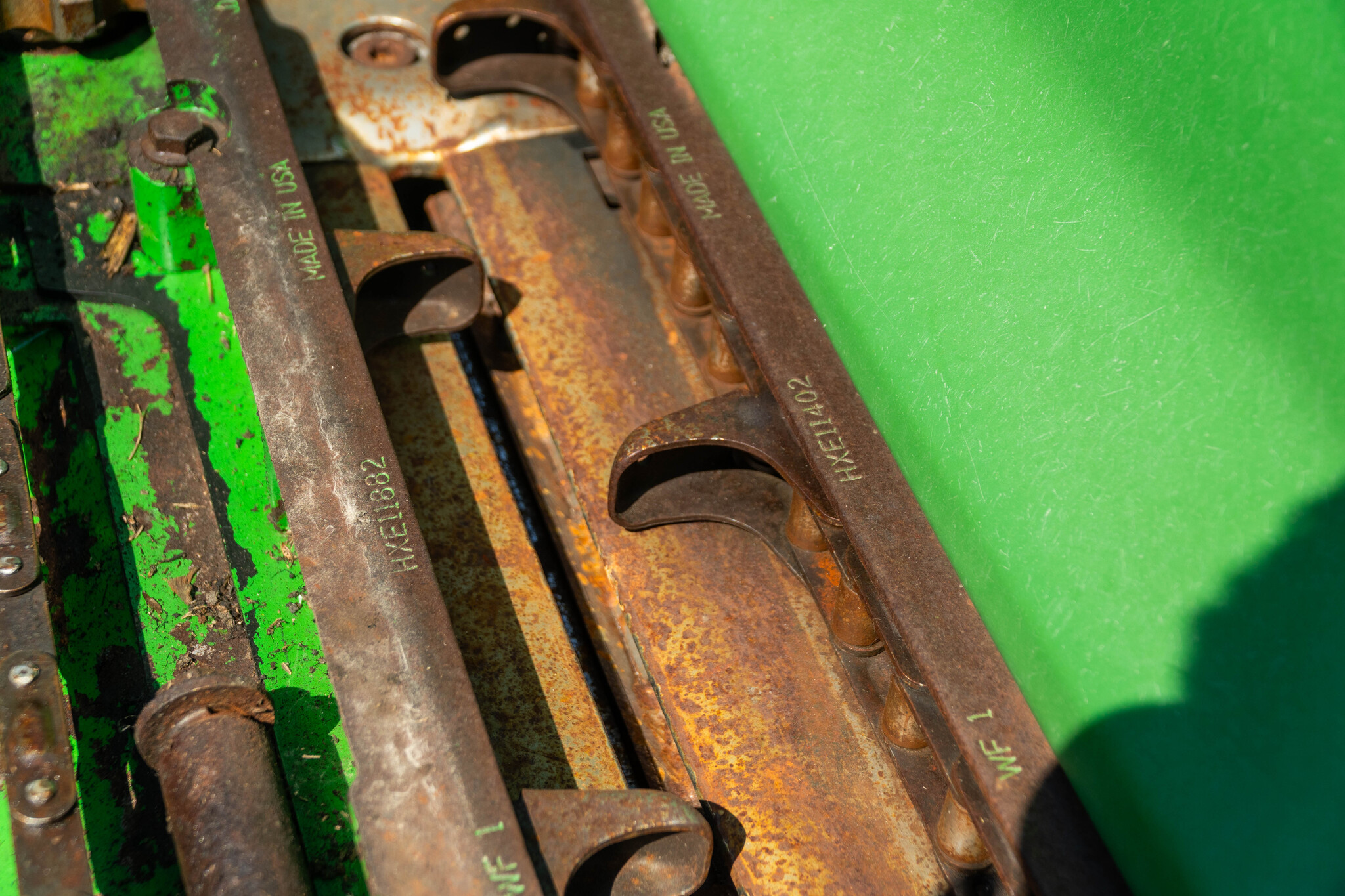 Used 2008 John Deere 606C Corn and Row Crop headers at Koenig Equipment in Anna, OH - PhotoXL17