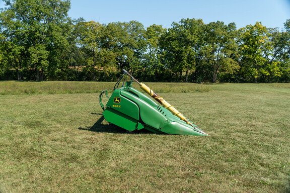 Used 2008 John Deere 606C Corn and Row Crop headers at Koenig Equipment in Anna, OH - Photo5