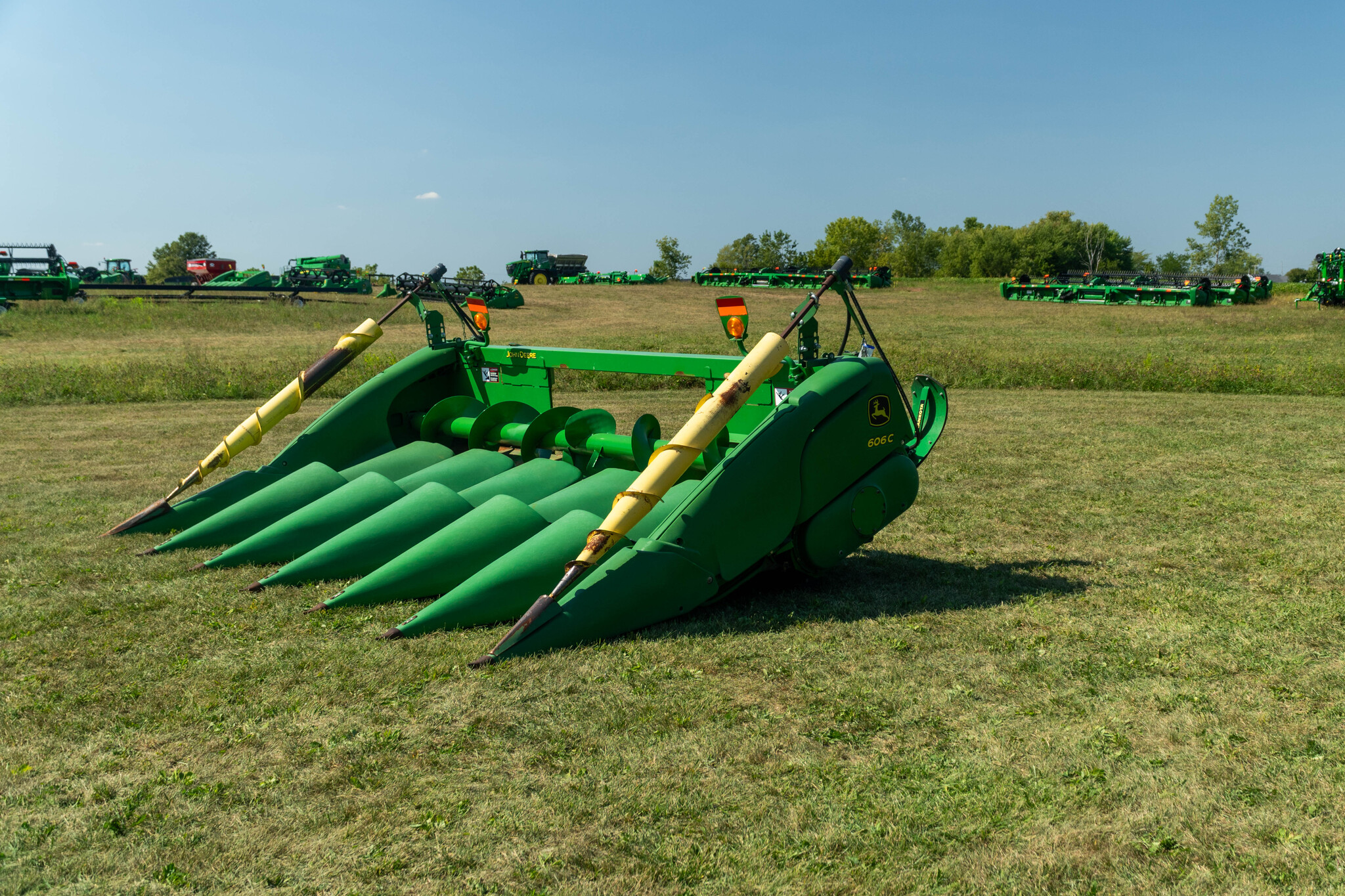 Used 2008 John Deere 606C Corn and Row Crop headers at Koenig Equipment in Anna, OH - PhotoXL0