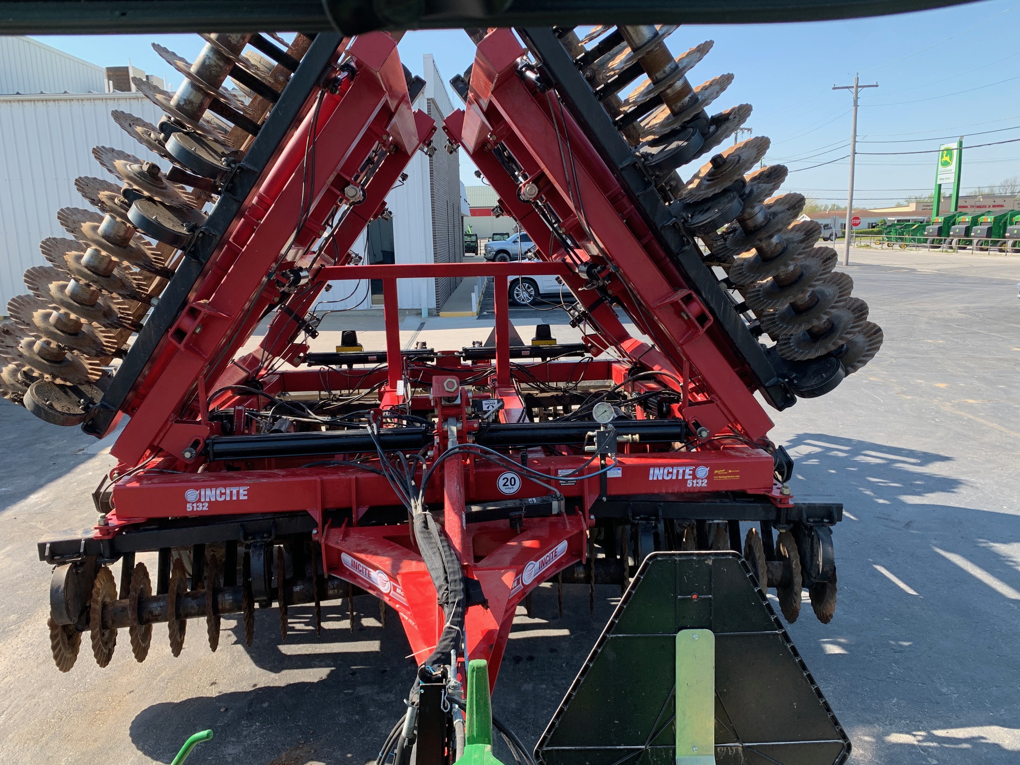  2021 McFarlane IC-5132-ST at Heritage Tractor in Lamar, MO