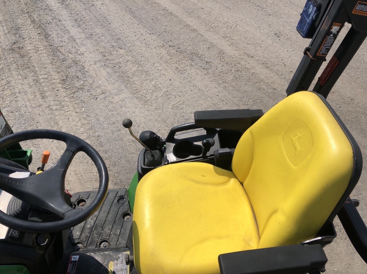 2013 John Deere 1025R Image 5