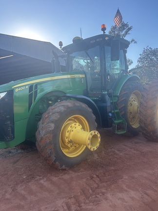 2020 John Deere 8400R Photo 5