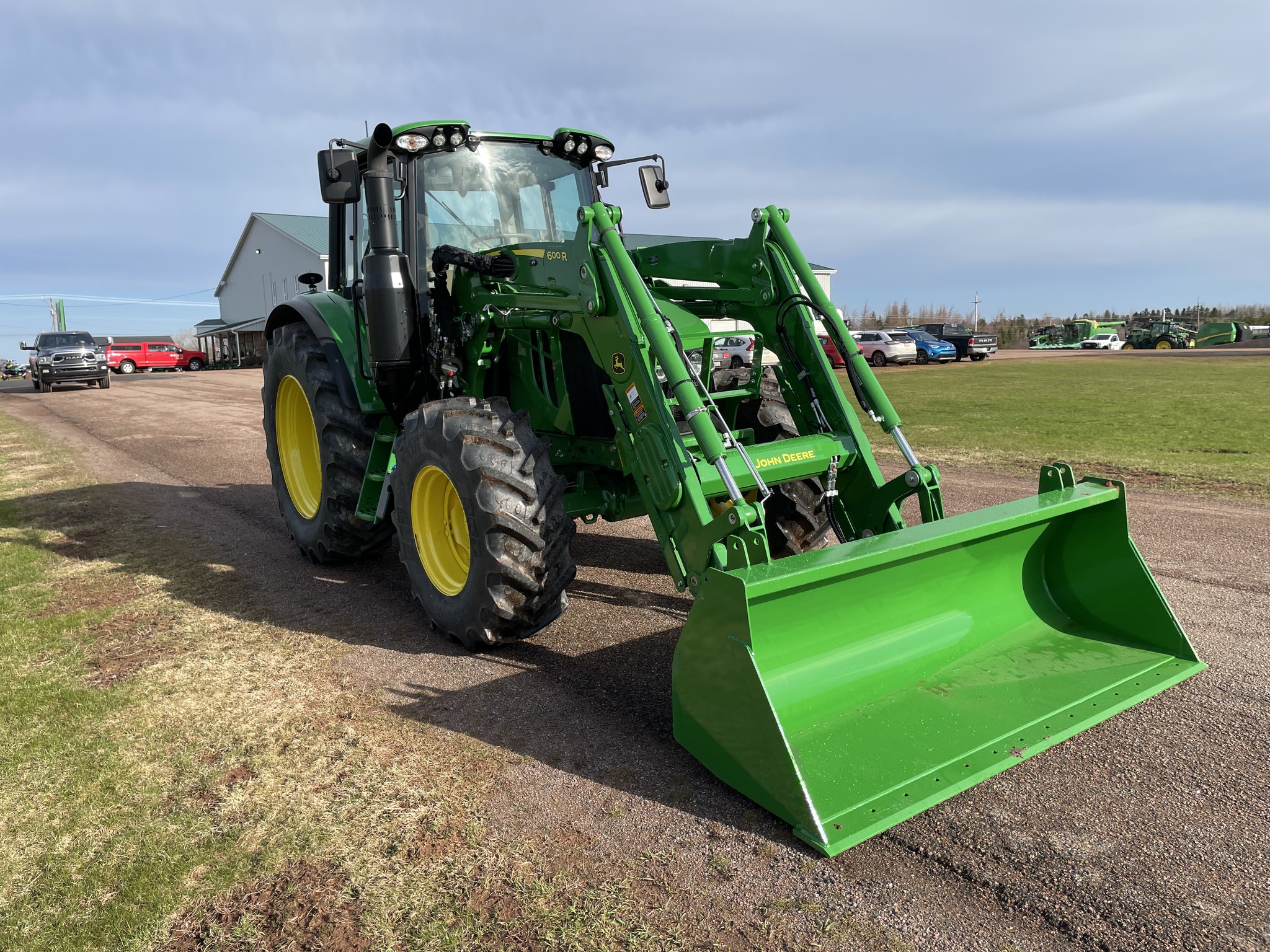 2024 John Deere 6120M Image 3