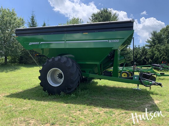 Photo of 2023 Brent V1100