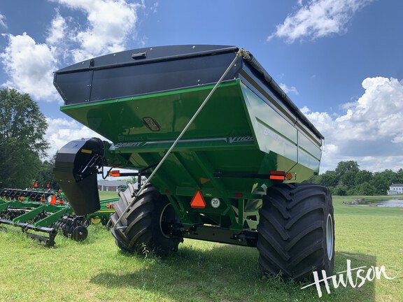 Photo of 2023 Brent V1100