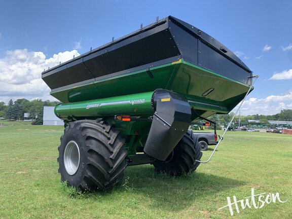 Photo of 2023 Brent V1100