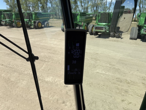 2023 John Deere S780 - Photo42