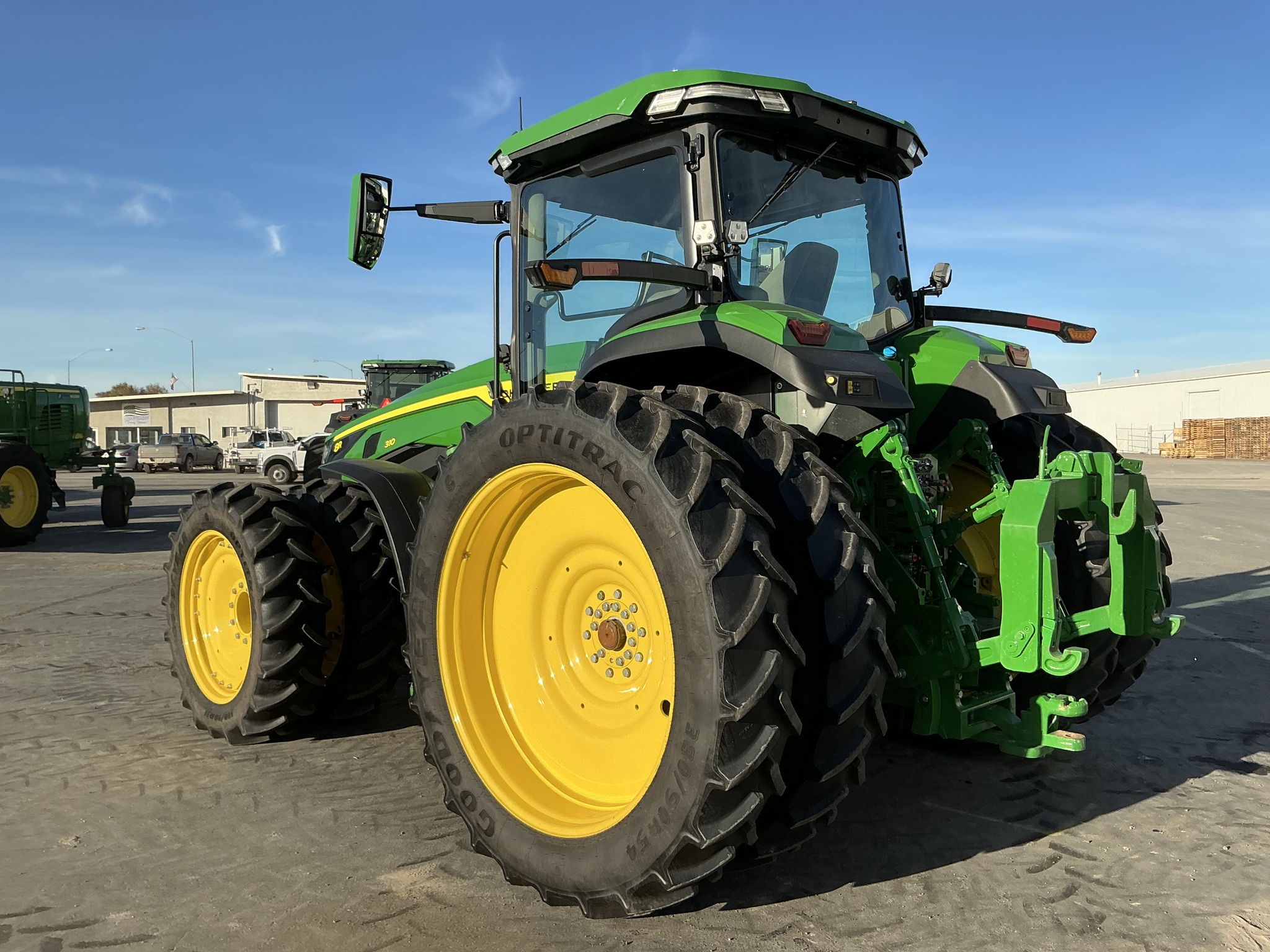 2023 John Deere 8R 310 Image 3