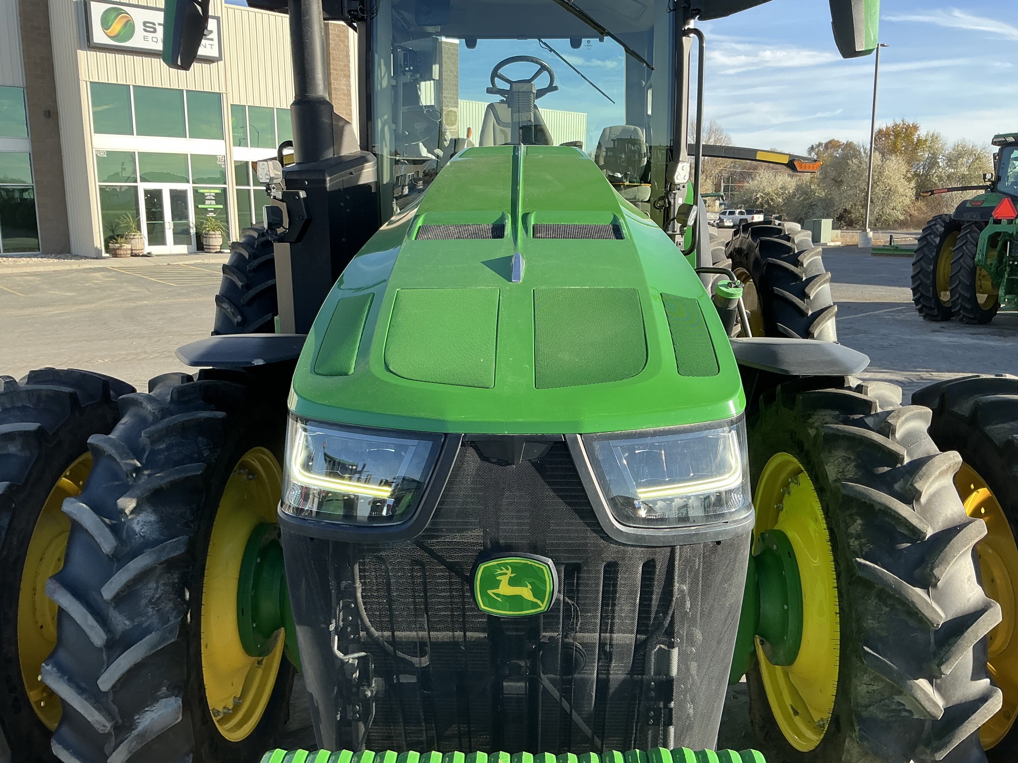 2023 John Deere 8R 310 Image 7