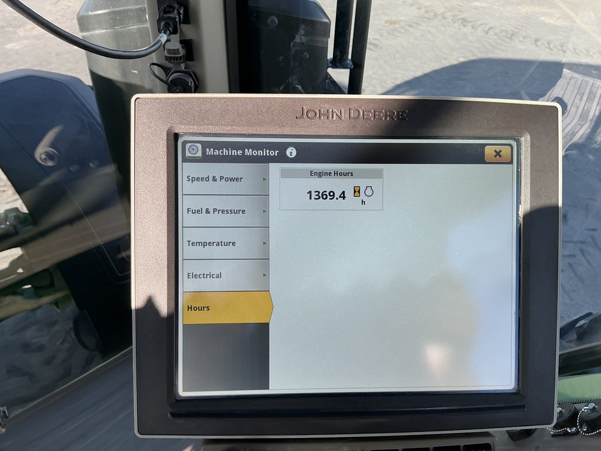 2023 John Deere 8R 310 Image 27