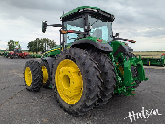 Photo of 2024 John Deere 8R 370