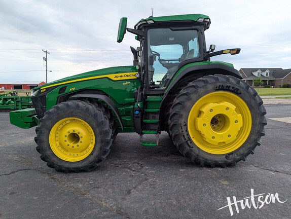 Photo of 2024 John Deere 8R 370