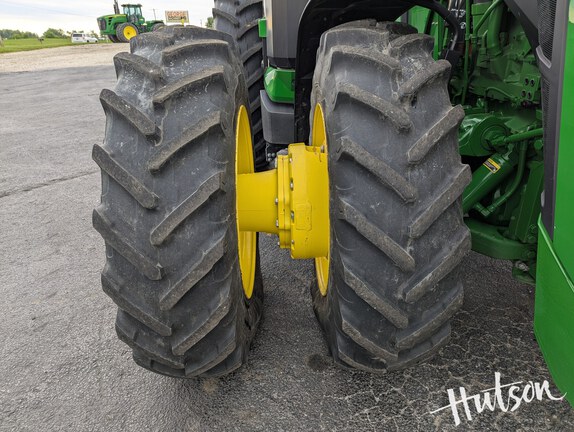 Photo of 2024 John Deere 8R 370