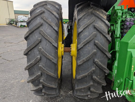 Photo of 2024 John Deere 8R 370