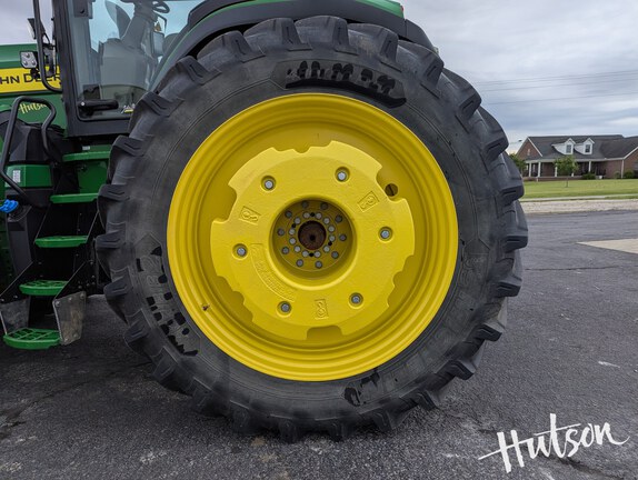 Photo of 2024 John Deere 8R 370