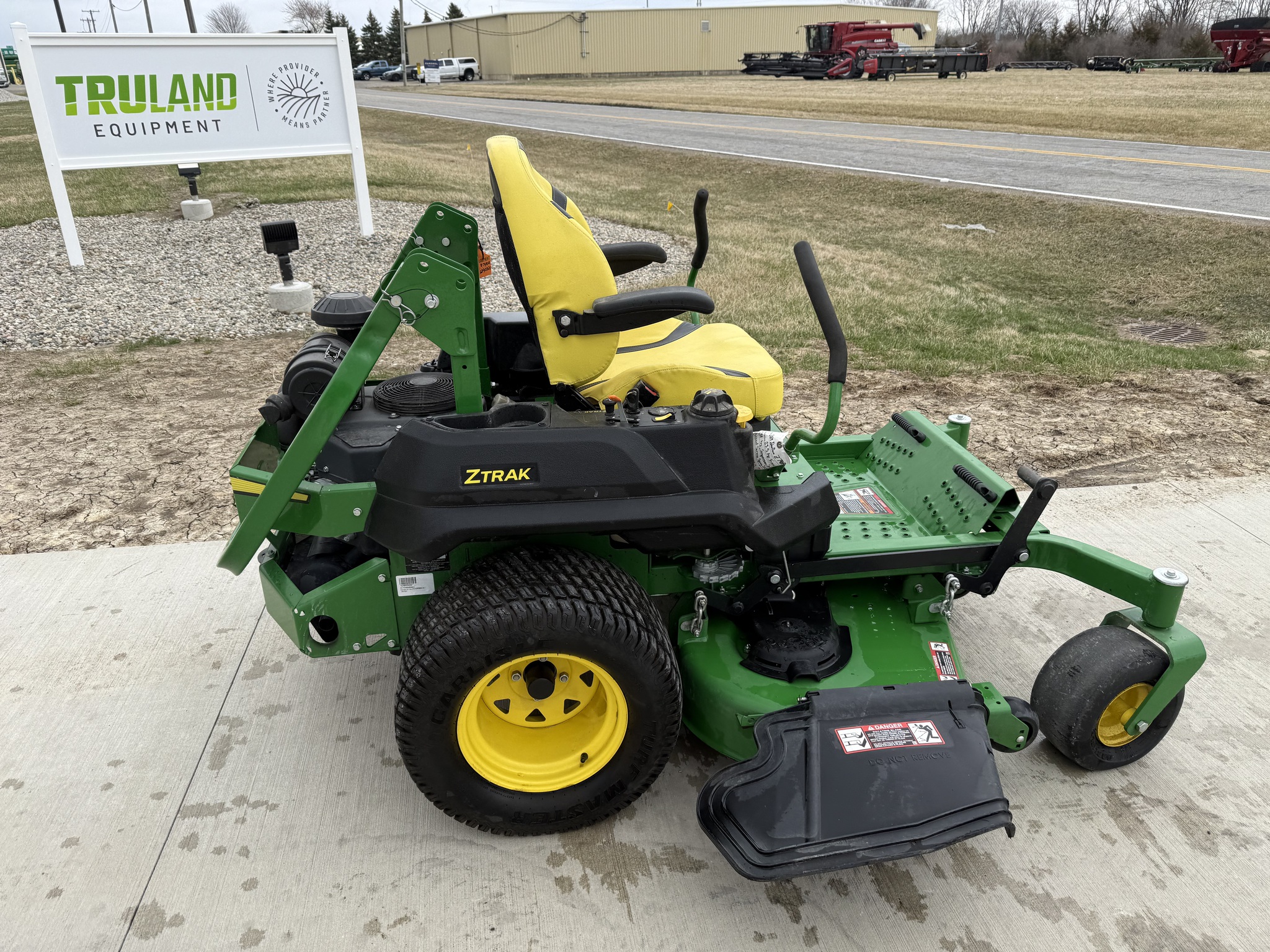 2019 John Deere Z740R Image 6