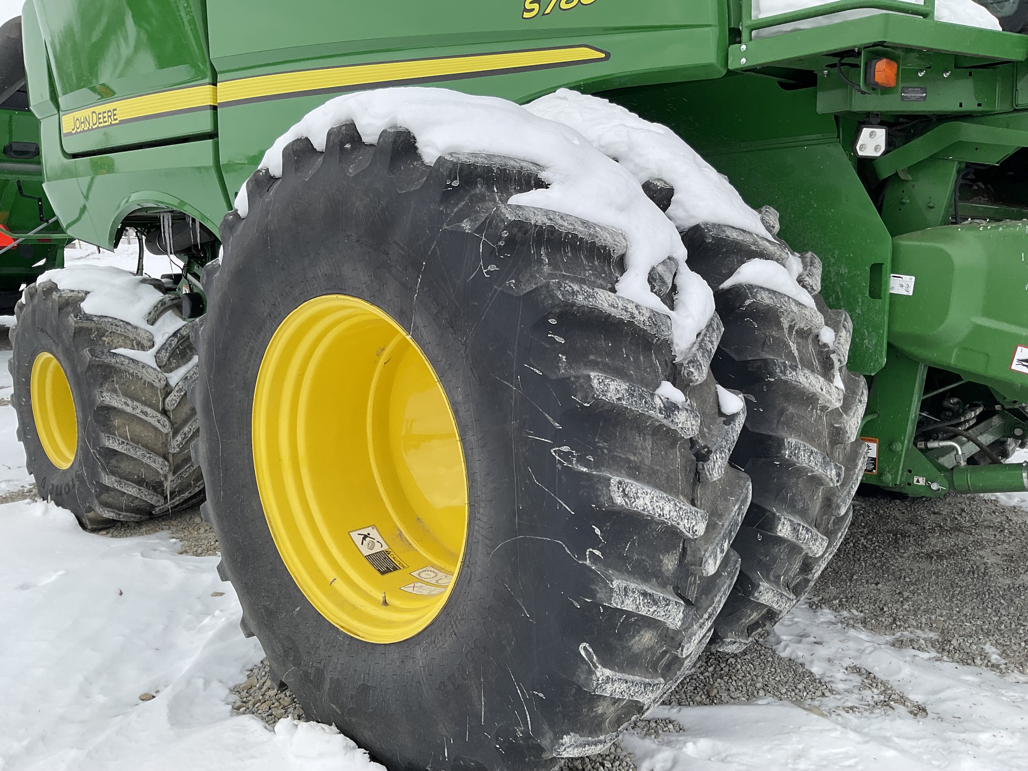 2024 John Deere S780 Image 6