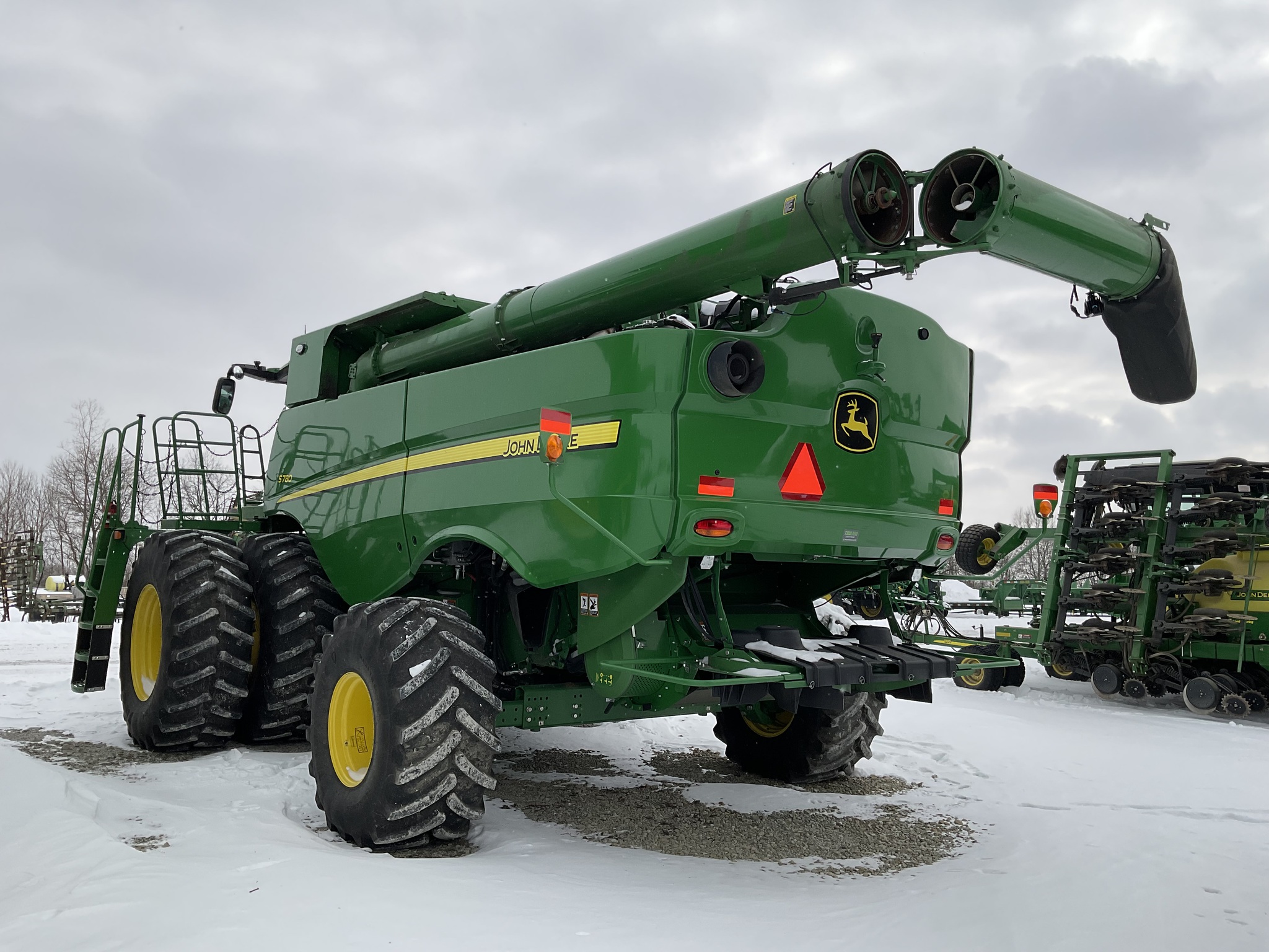 2024 John Deere S780 Image 3