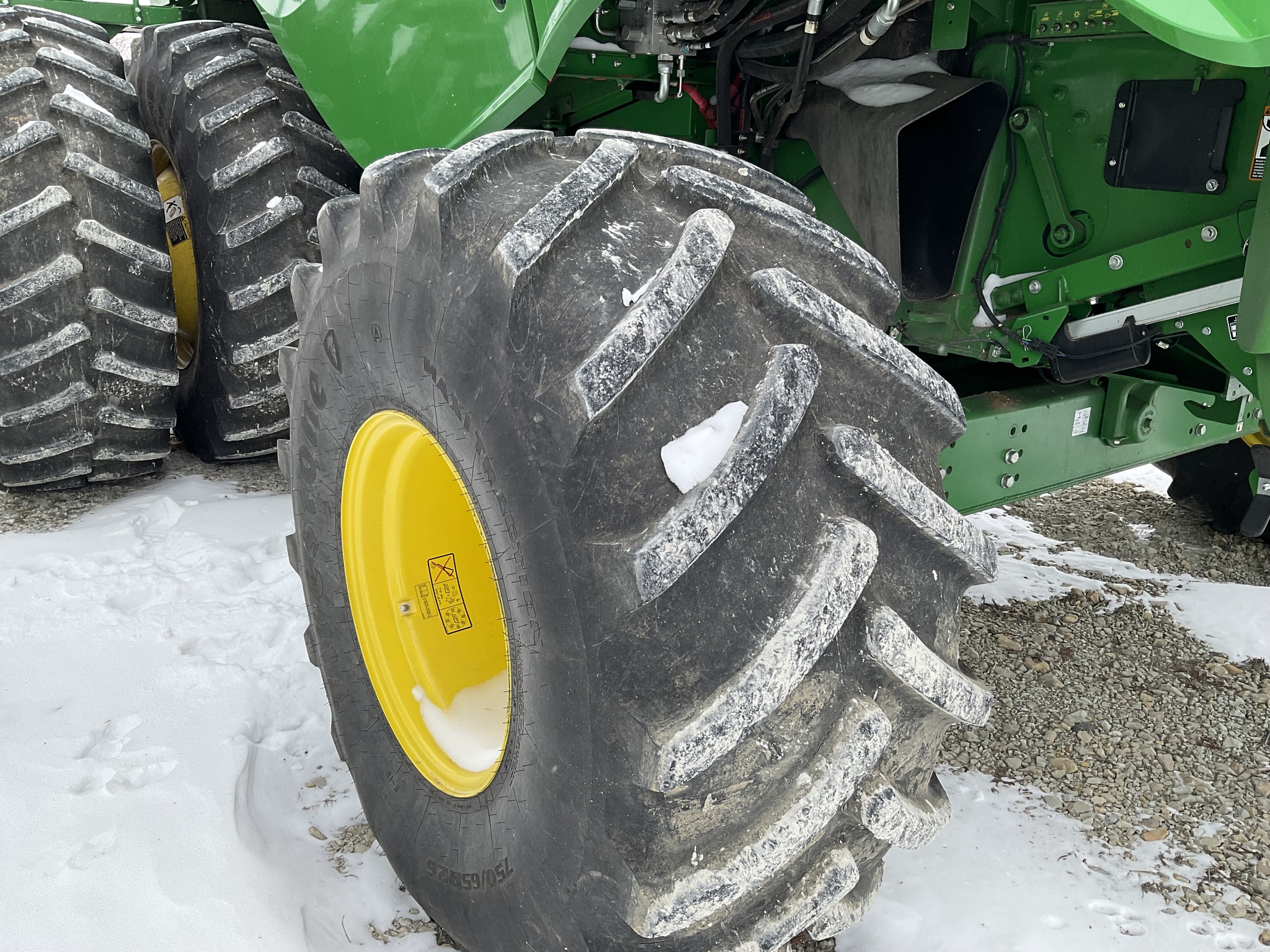 2024 John Deere S780 Image 8