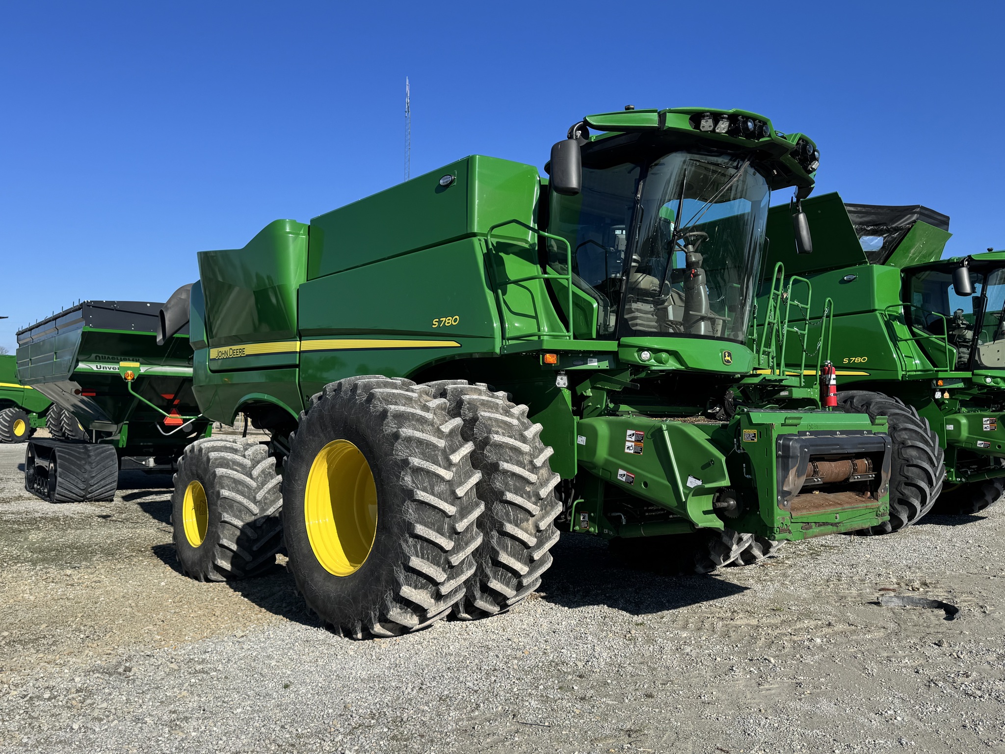 2024 John Deere S780 Image 2