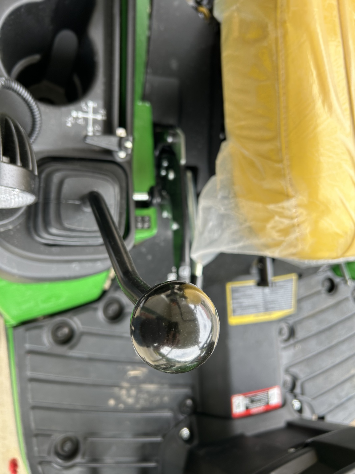 2025 John Deere 1025R Image 9