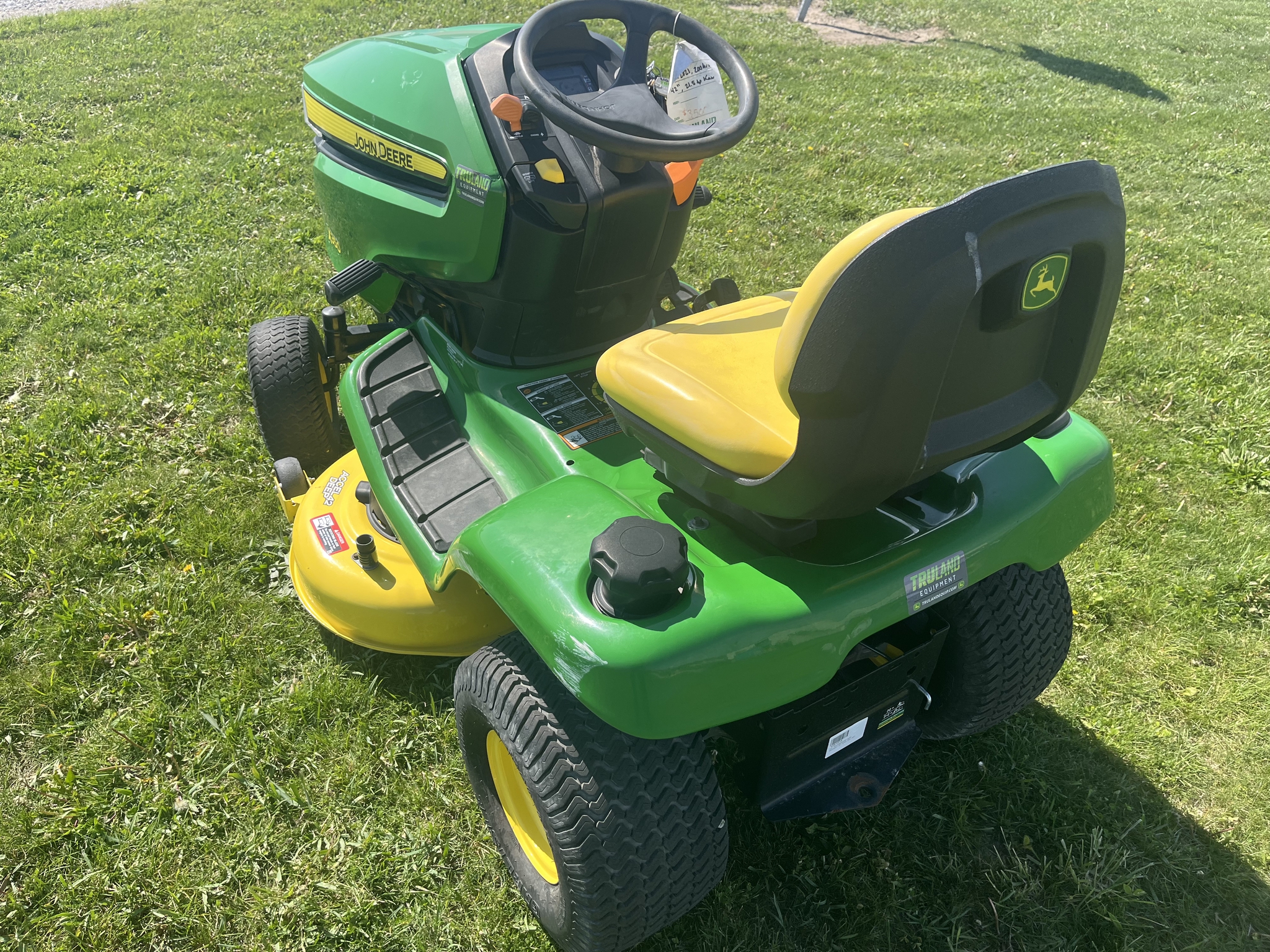 2021 John Deere X350 Image 5