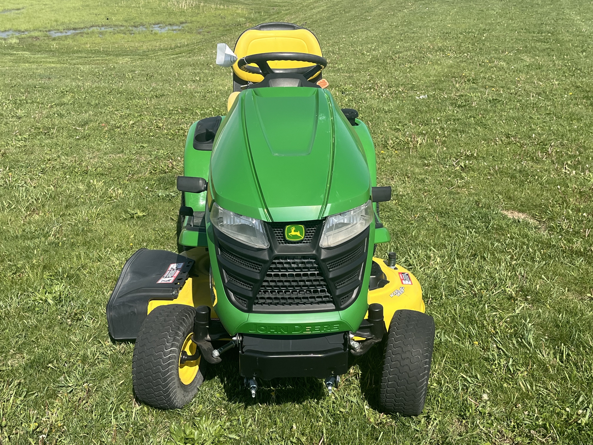 2021 John Deere X350 Image 2