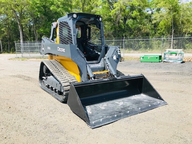 2025 John Deere 325G Image 3
