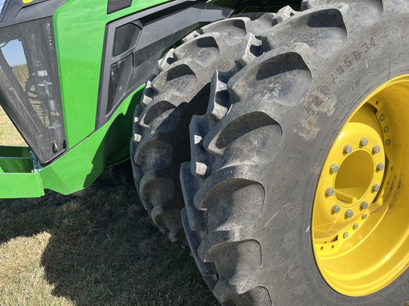 2024 John Deere 8R 370 - Photo11