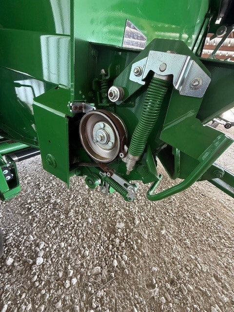 2022 John Deere 460M Image 23