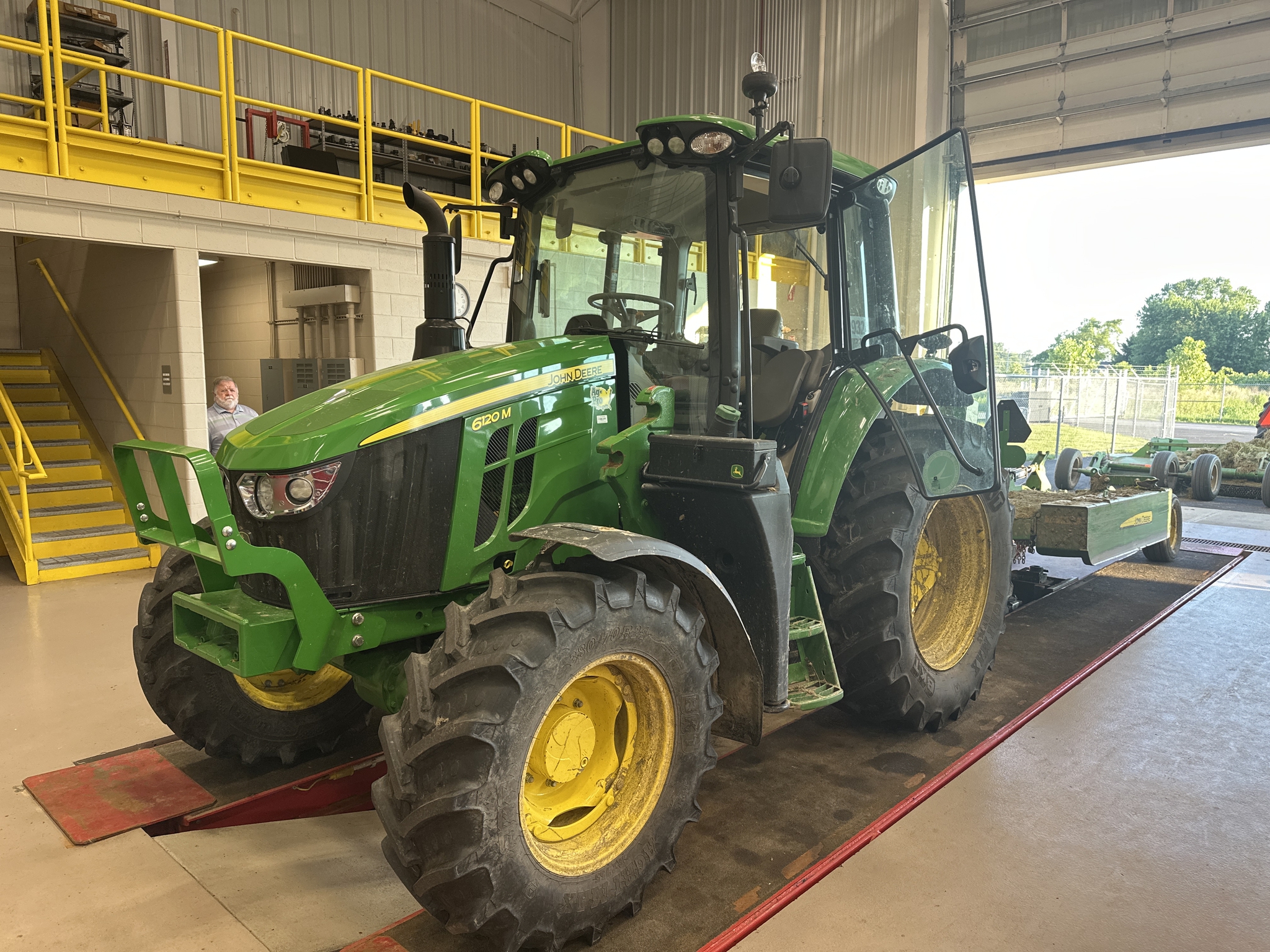 2023 John Deere 6120M Image 1