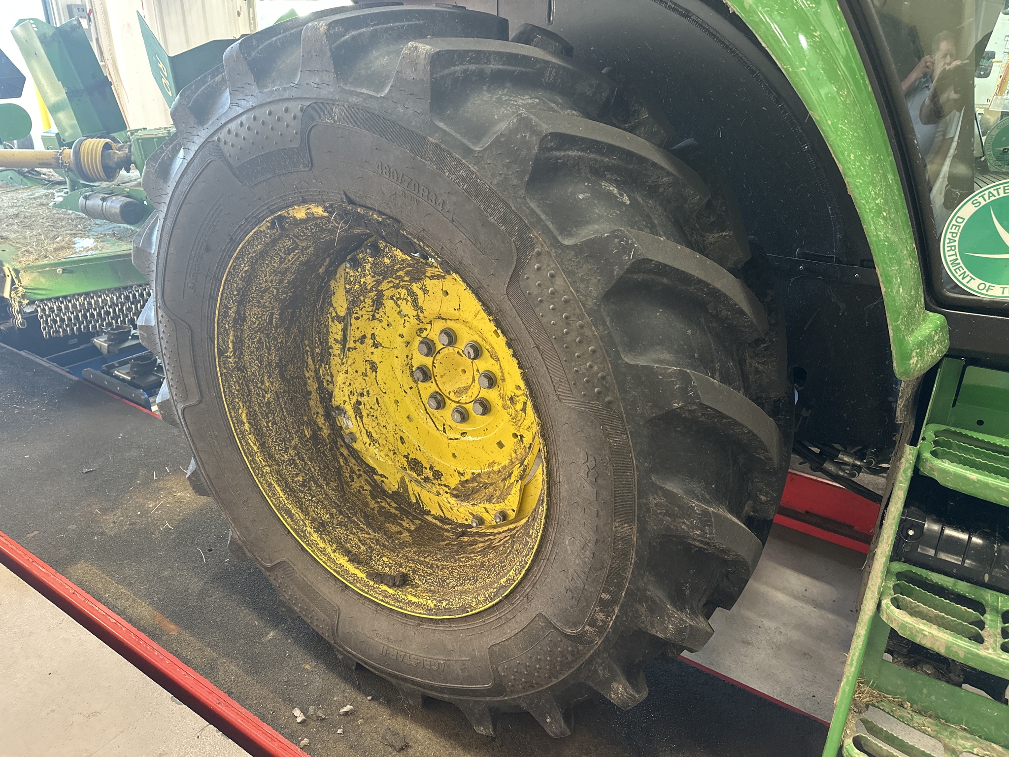 2023 John Deere 6120M Image 10