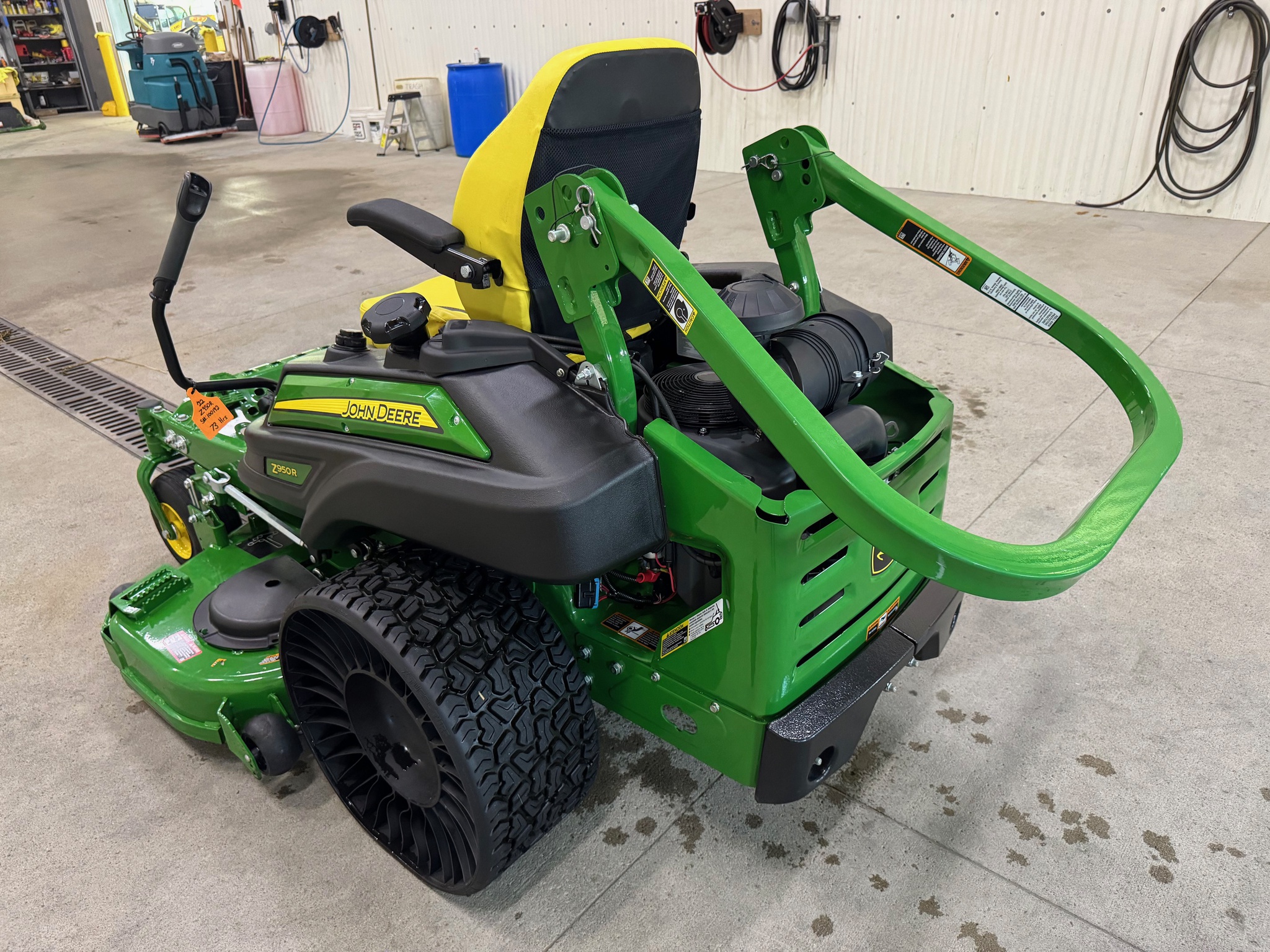 2022 John Deere Z950R Image 3