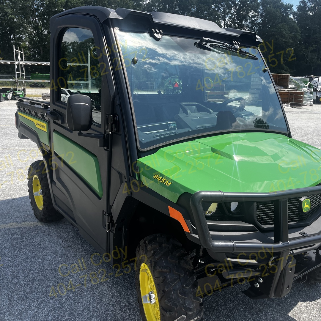 2025 John Deere XUV845M HVAC Image 3