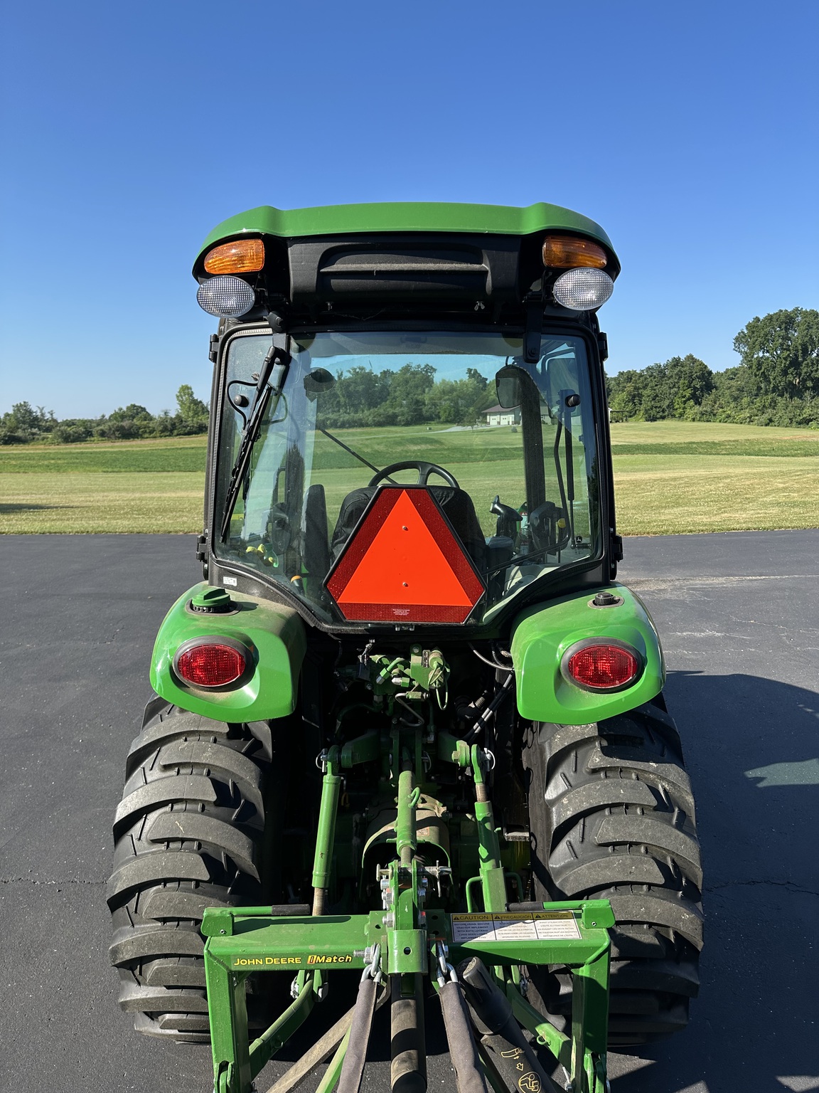 2021 John Deere 3039R Image 5