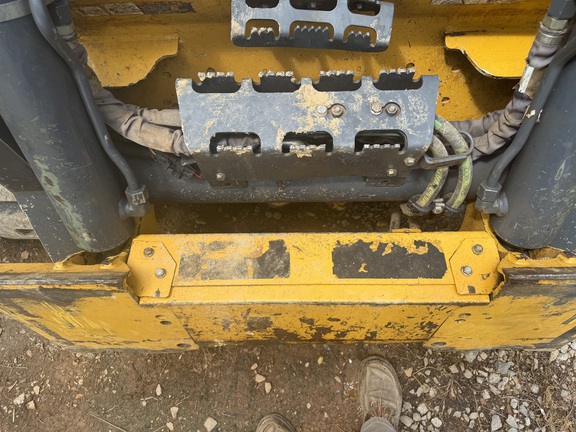Photo of 2023 John Deere 333G