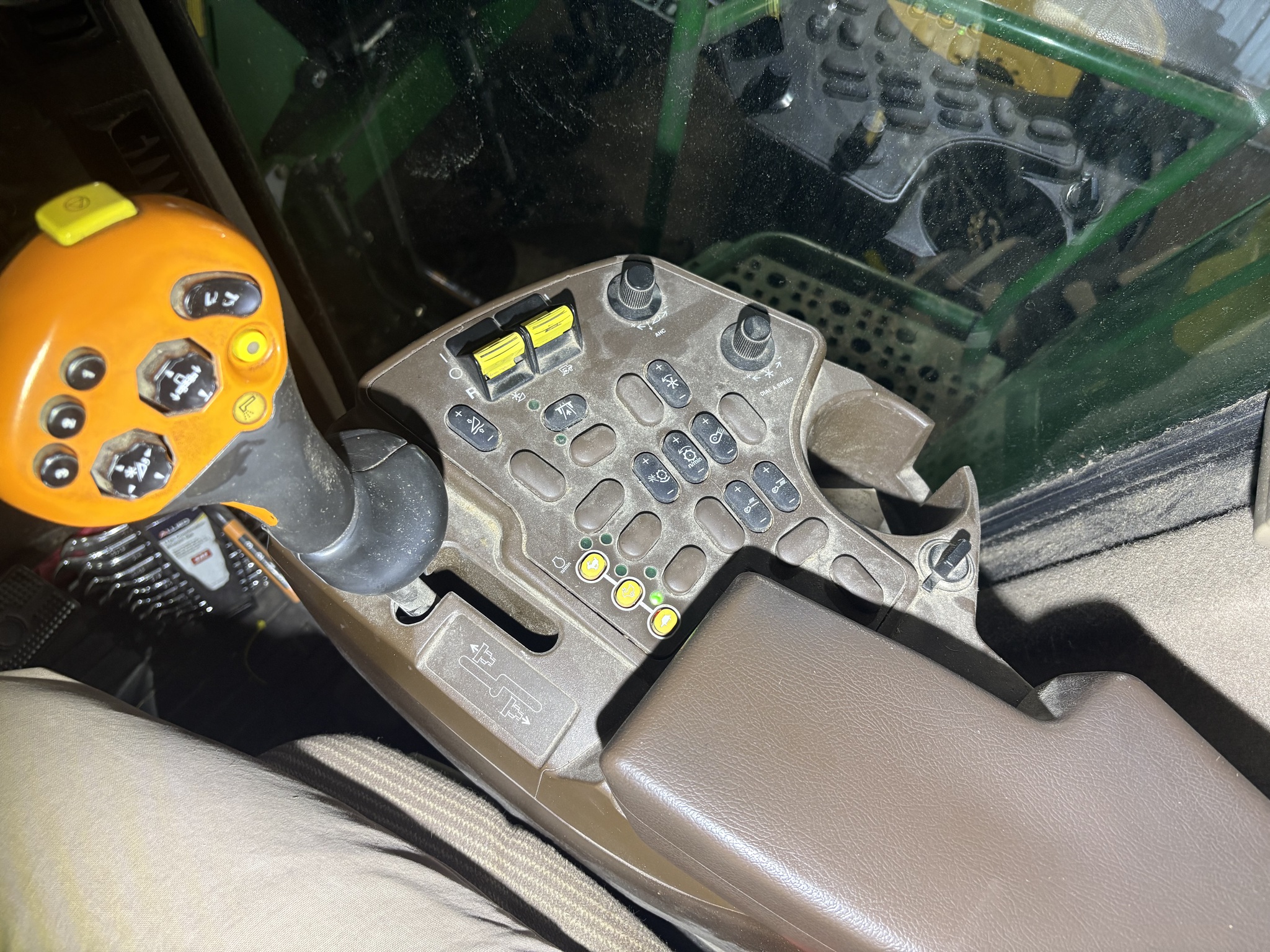 2006 John Deere 9760 STS Image 38