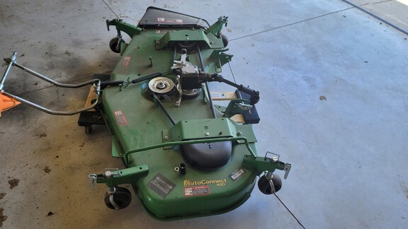 Photo of 2015 John Deere 1025R