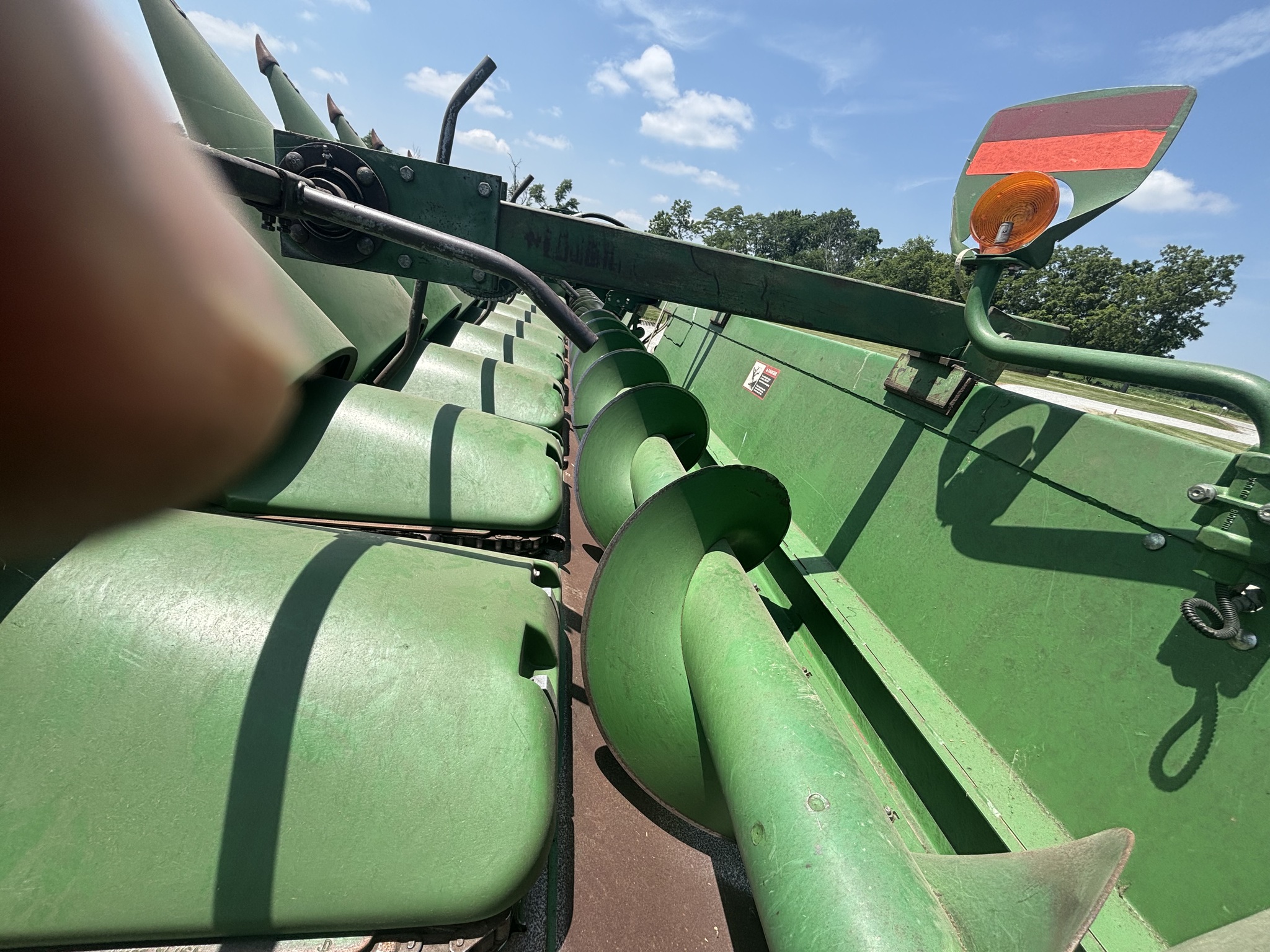 Used 2009 John Deere 612C Corn and Row Crop headers at Koenig Equipment in Urbana, OH - PhotoXL3