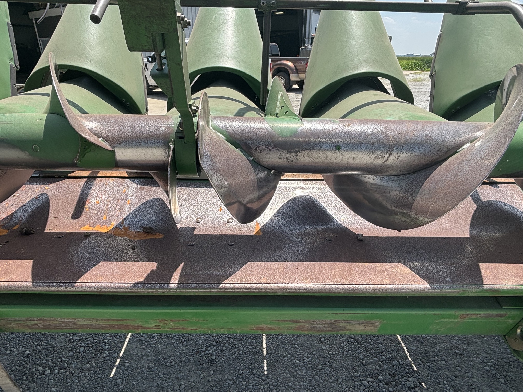 Used 2009 John Deere 612C Corn and Row Crop headers at Koenig Equipment in Urbana, OH - PhotoXL4