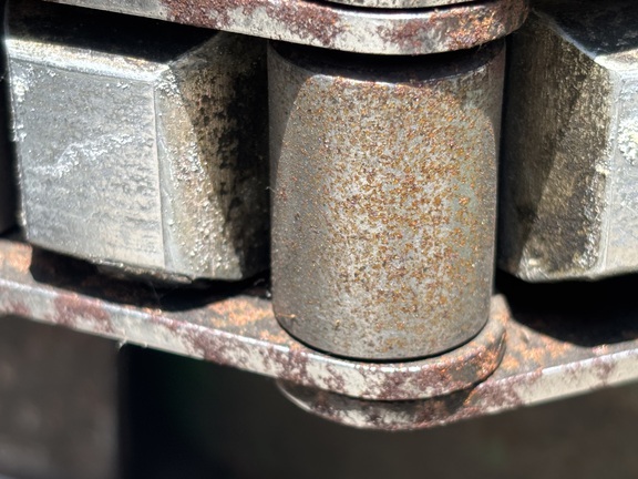 Used 2009 John Deere 612C Corn and Row Crop headers at Koenig Equipment in Urbana, OH - Photo12