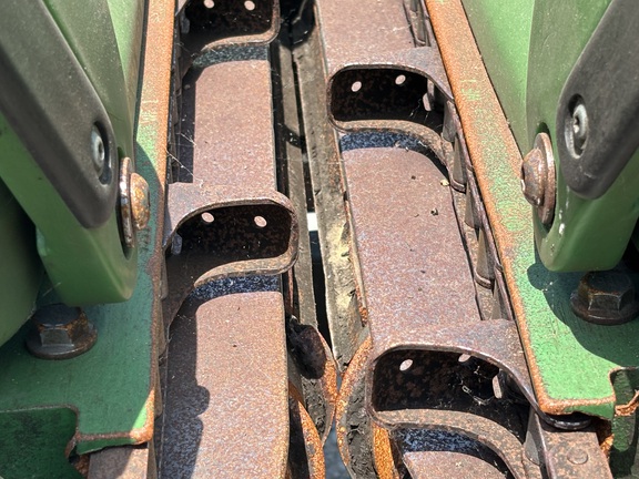 Used 2009 John Deere 612C Corn and Row Crop headers at Koenig Equipment in Urbana, OH - Photo17