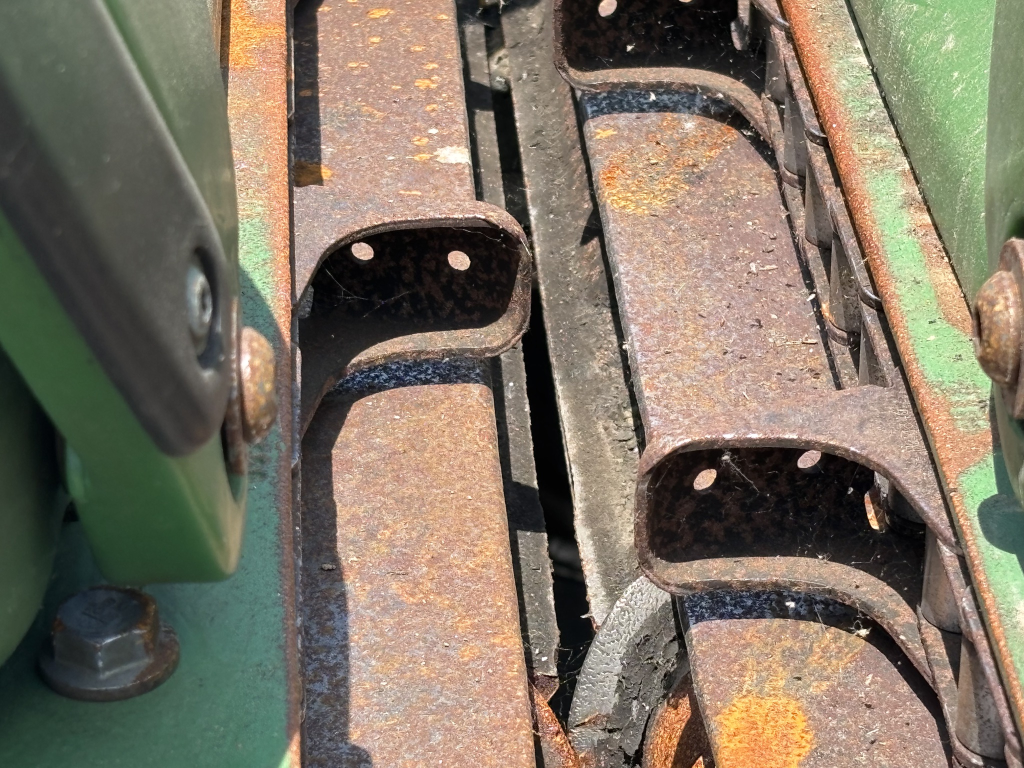 Used 2009 John Deere 612C Corn and Row Crop headers at Koenig Equipment in Urbana, OH - PhotoXL19