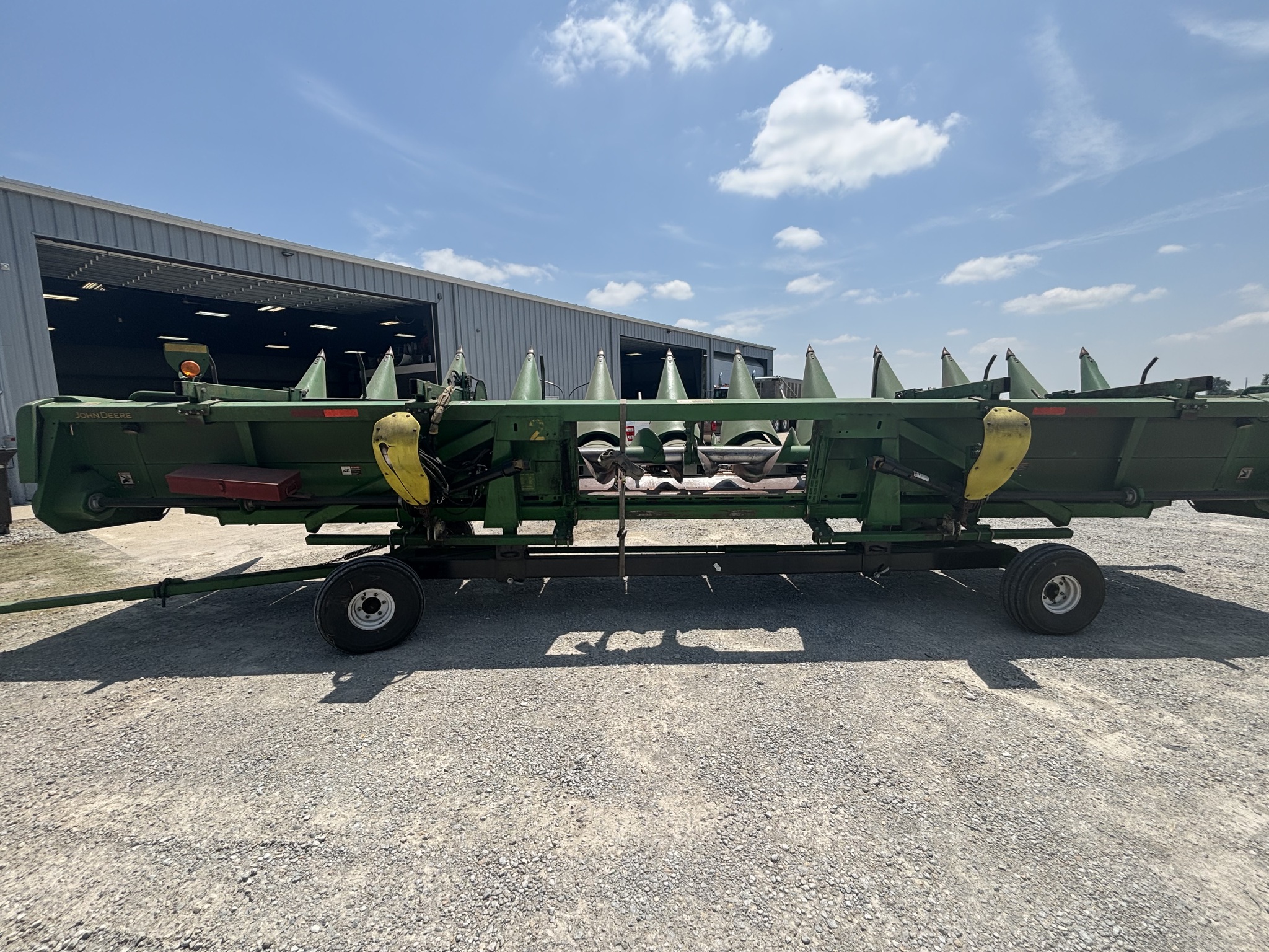 Used 2009 John Deere 612C Corn and Row Crop headers at Koenig Equipment in Urbana, OH - PhotoXL21