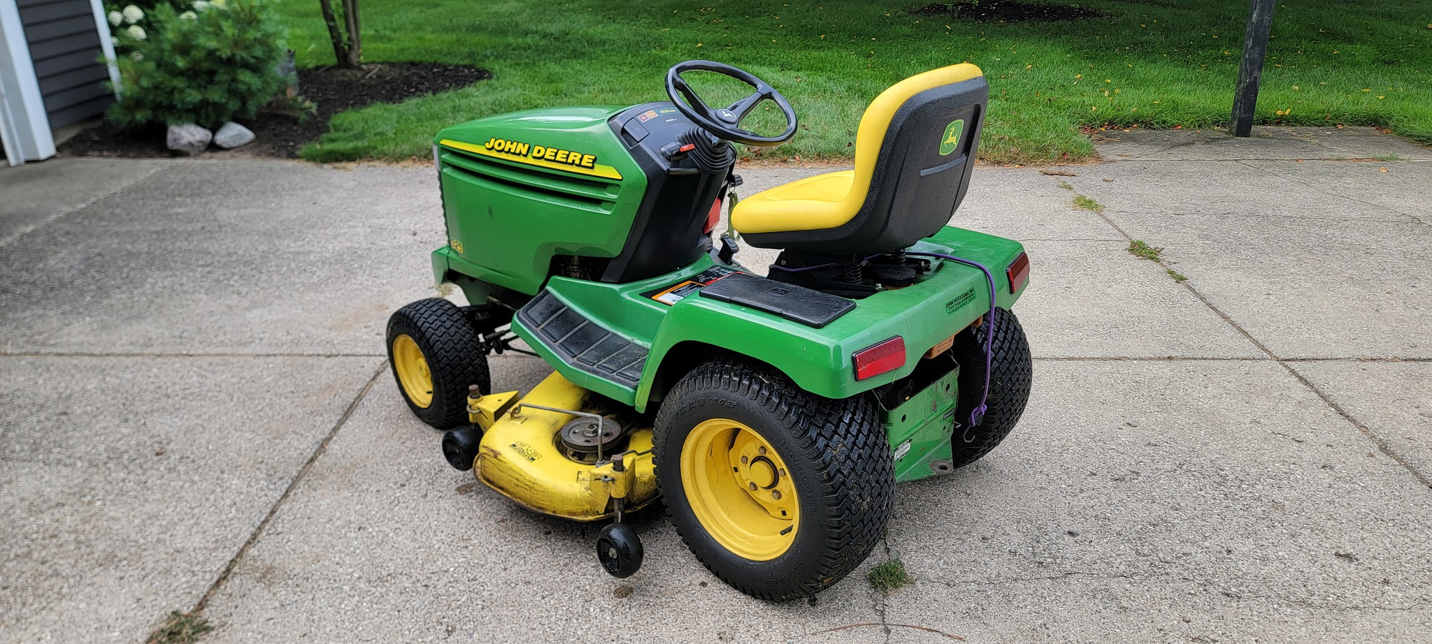 1996 John Deere 325 Image 6