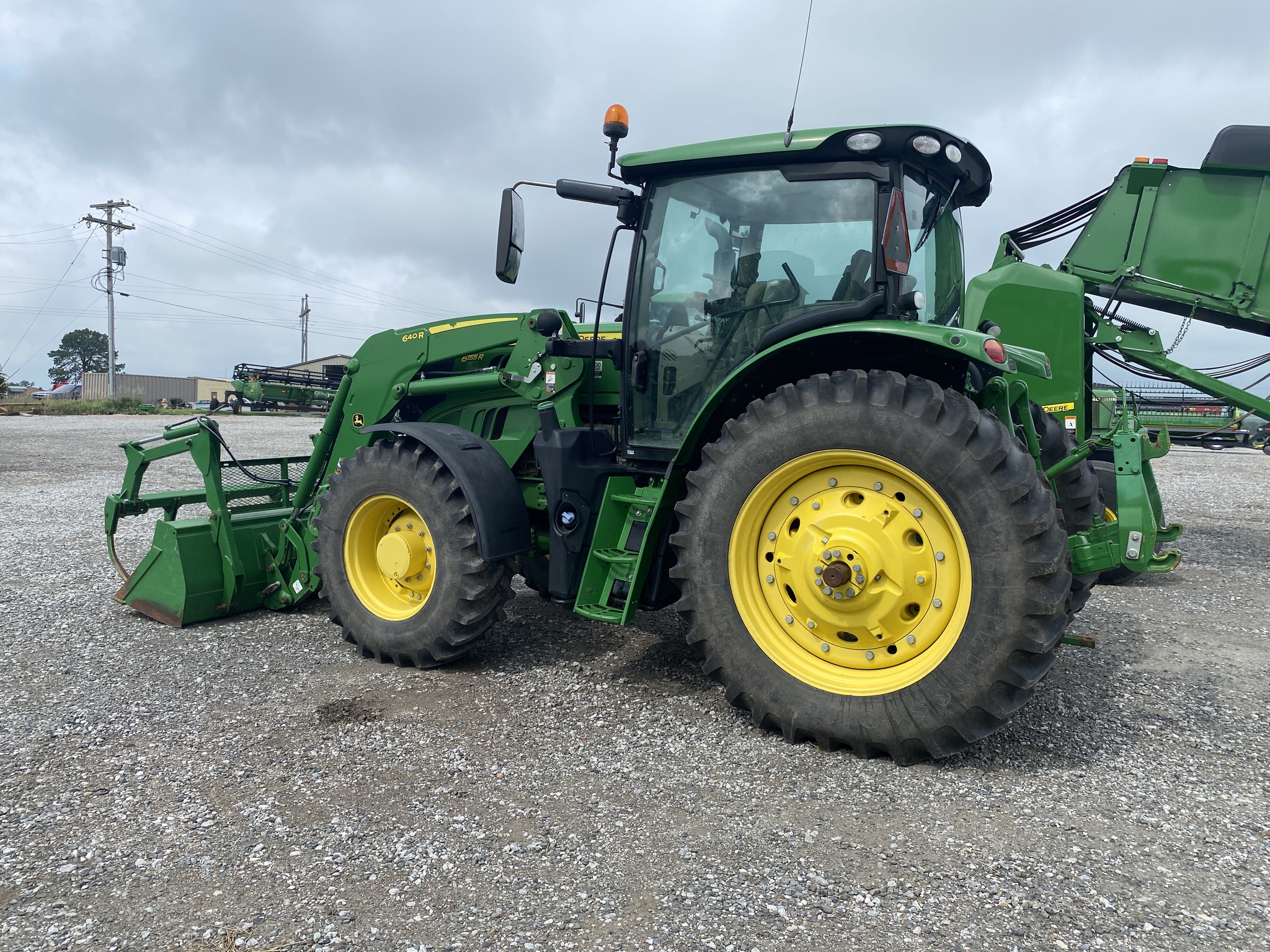 2018 John Deere 6155R Image 13